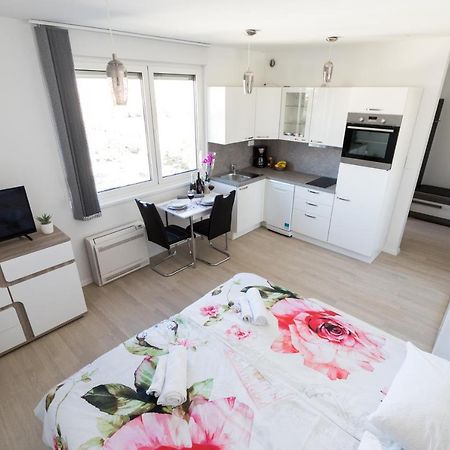 Studio Apartman Moonlight Zadar Exterior foto